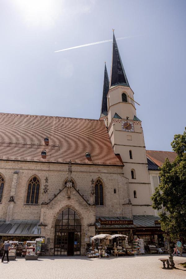 C4S Come4Stay Altoetting - 3-Zi Whg I Zentrale Lage I Parkplatz I Balkon I Wifi I Smarttv I 1 Kingsize, 1 Queensize Bett I Office Arbeitsplatz I Wohnbereich Mit Couch Und Essbereich I Voll Ausgestattete Kueche I Nespresso Εξωτερικό φωτογραφία